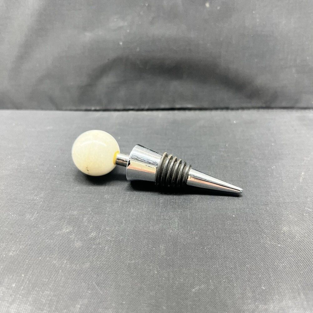 Wine Bottle Stopper Reusable Vacuum Sealed Twist Plug Caps Leakproof Wedding